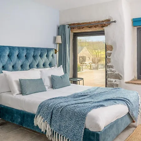 Fieldgate Barn-uk47179