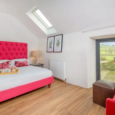 Fieldgate Barn-uk47179